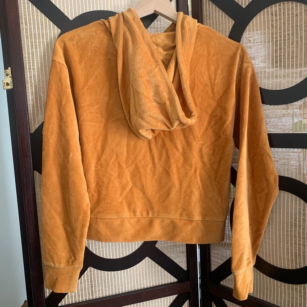Cropped & Ribbed Forever 21 Sweater π - Picture 2 of 3